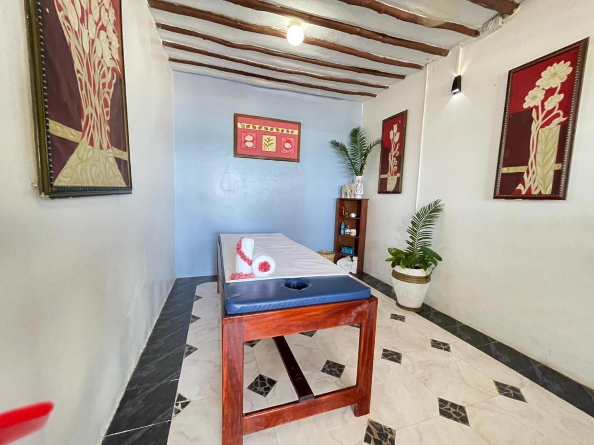 Hotel Five Palms Bwejuu Extérieur photo